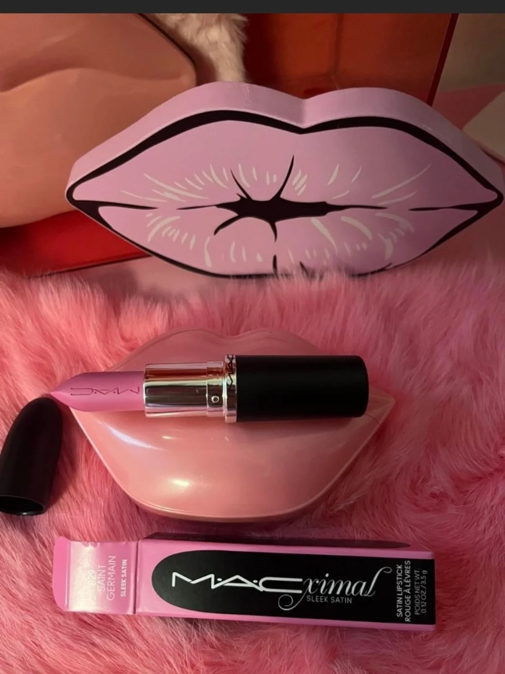 Pink Mac Lipstick Saint Germain
